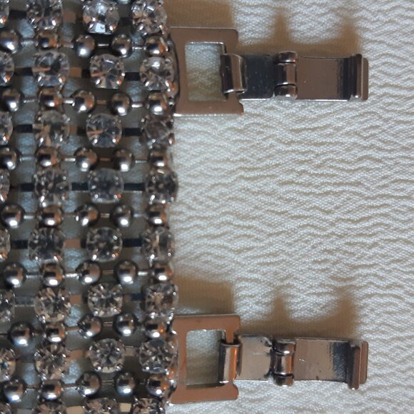 Rhinestone Vintage Cuff Bracelet Silver Tone - Picture 10 of 10